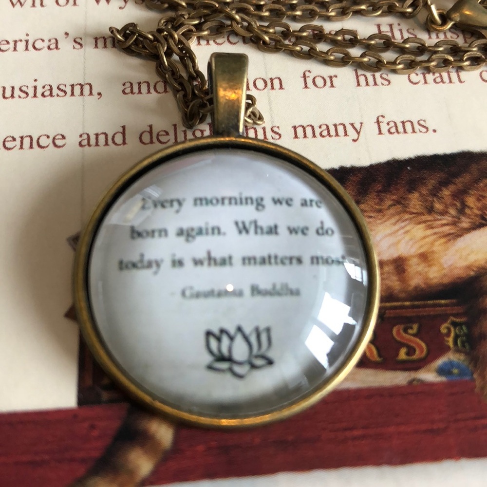 🌸Saying in description necklace 🌸